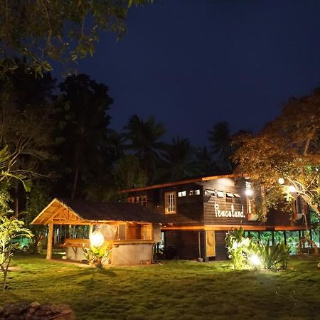 Peaceland Hostel Panglao-stad Buitenkant foto