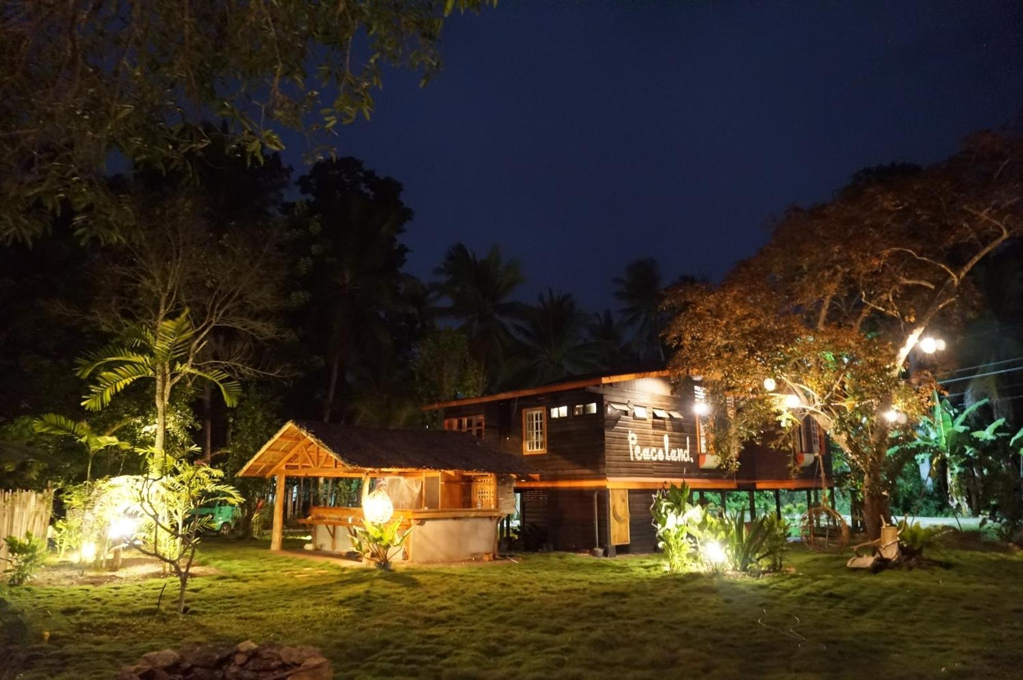 Peaceland Hostel Panglao-stad Buitenkant foto