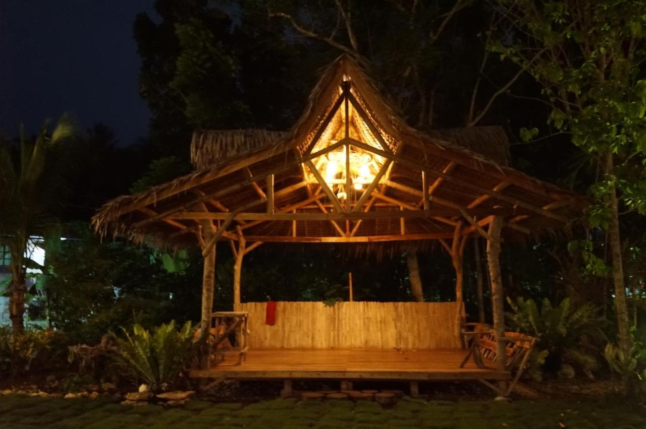 Peaceland Hostel Panglao-stad Buitenkant foto